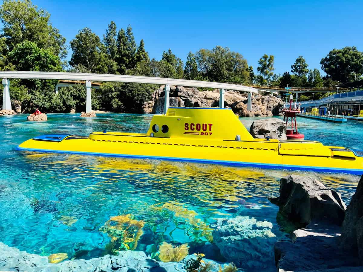 25 Best Disneyland Rides Ranked! - My California Travels