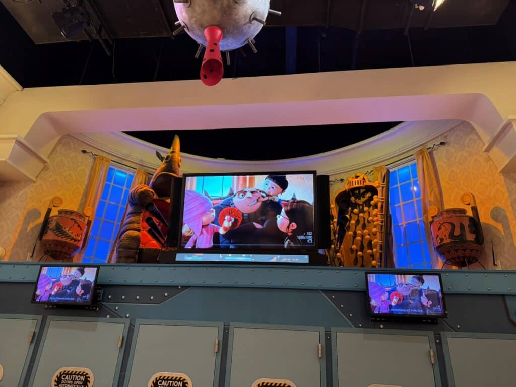 Despicable Me Minion Mayhem ride